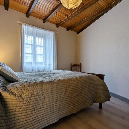 Casa vacanze Saint-ilpize, 3 Pièces, 4 Personnes - Fr-1-582-93