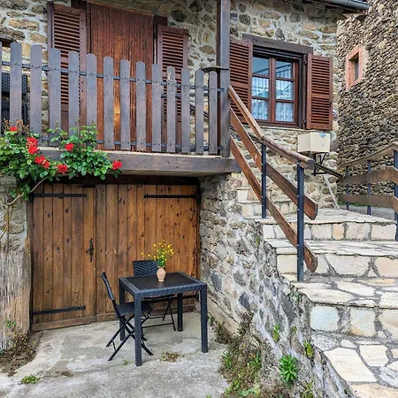 Au Coeur Du Village Medieval De - Fr-1-582-93 *